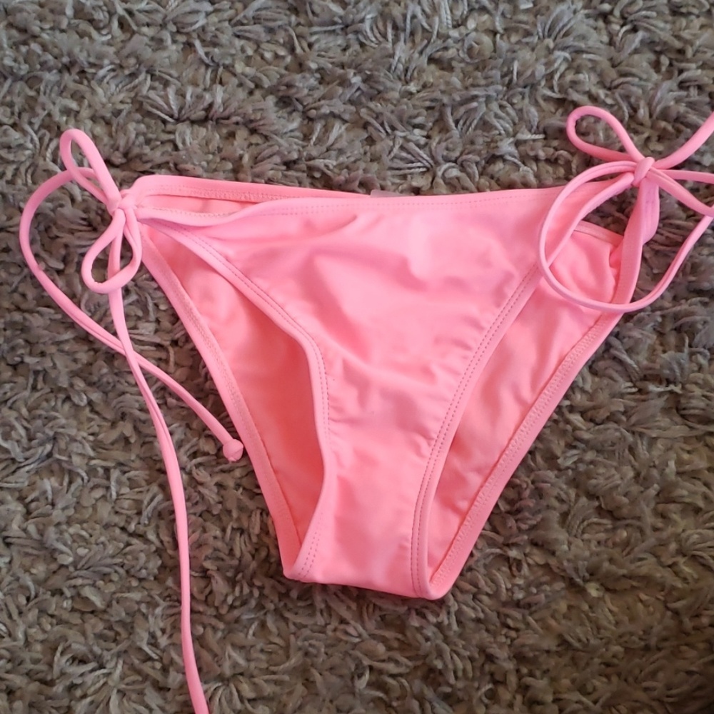 NWOT Roxy Bikini bottoms